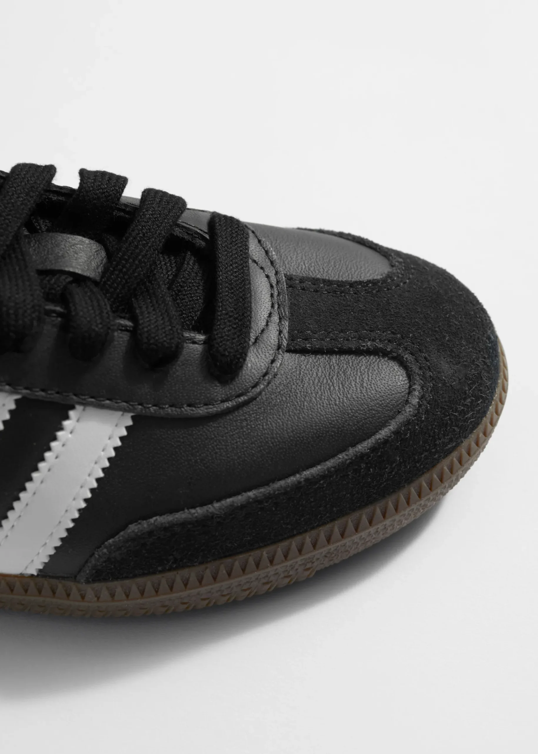 & Other Stories adidas Originals ZX 700