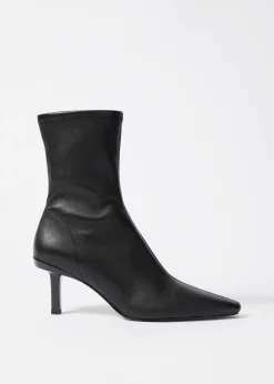 & Other Stories Ankle Boots aus Leder mit Stretch-Anteil