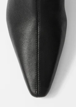 & Other Stories Ankle Boots aus Leder mit Stretch-Anteil