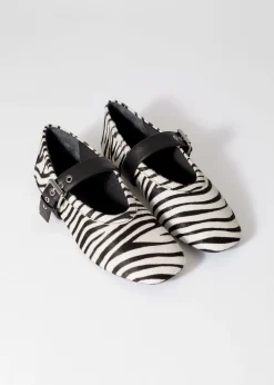 & Other Stories Ballerinas mit Zebramuster