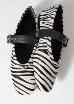& Other Stories Ballerinas mit Zebramuster