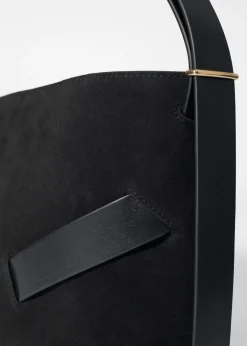 & Other Stories Beuteltasche aus Veloursleder