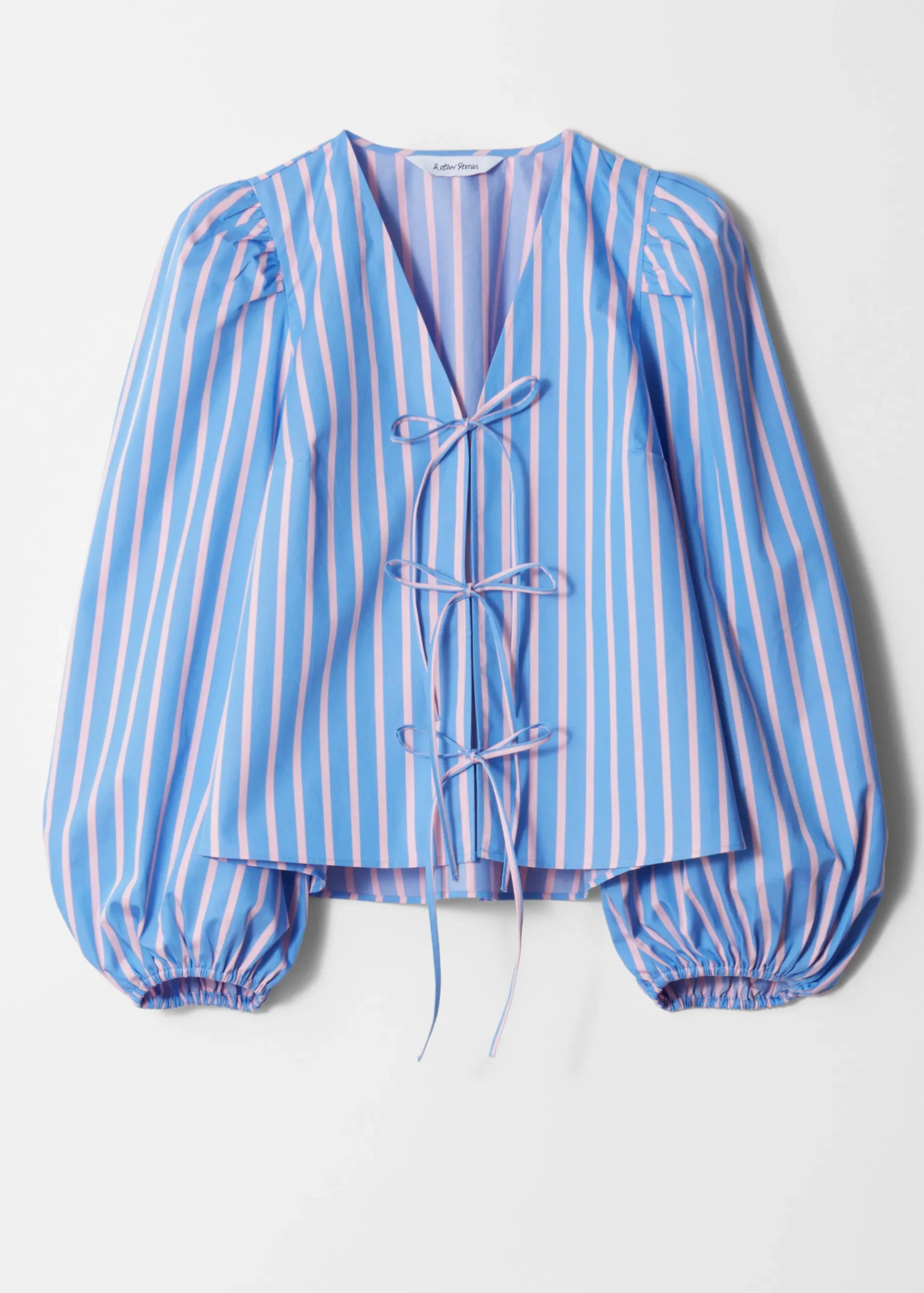 & Other Stories Bluse mit Bindedetail vorne