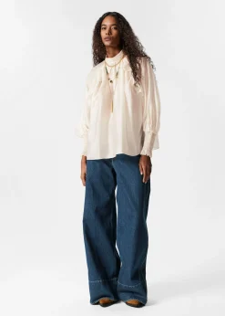 & Other Stories Bluse mit Rüschen