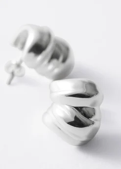 & Other Stories Creolen mit markant-skulpturaler Form