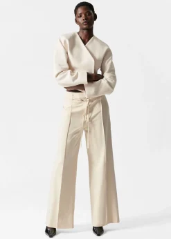 & Other Stories Elegante Hose mit dekorativer Schnalle