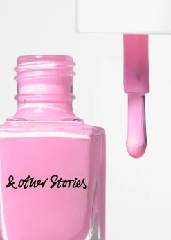 & Other Stories Fuzzy Flamingo Nagellack