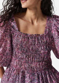 & Other Stories Gesmokte Bluse mit Puffärmeln