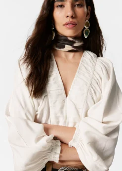 & Other Stories Gesmokte Bluse mit Puffärmeln