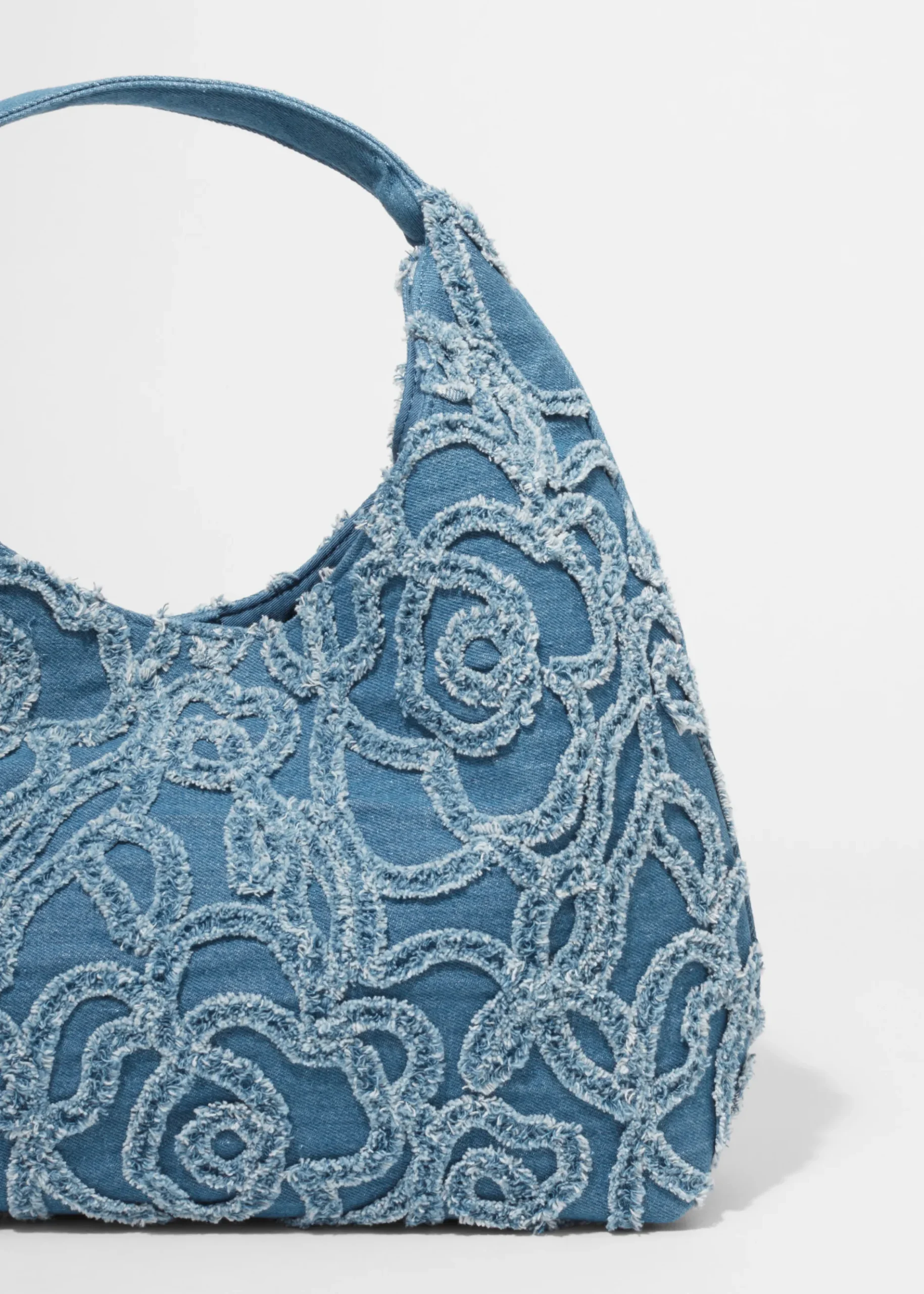 & Other Stories Kleine Tragetasche aus Denim mit Applikationen