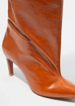 & Other Stories Kniehohe Stiefel aus Lackleder