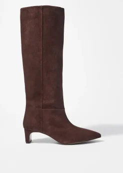 & Other Stories Kniehohe Stiefel mit spitzer Zehenpartie