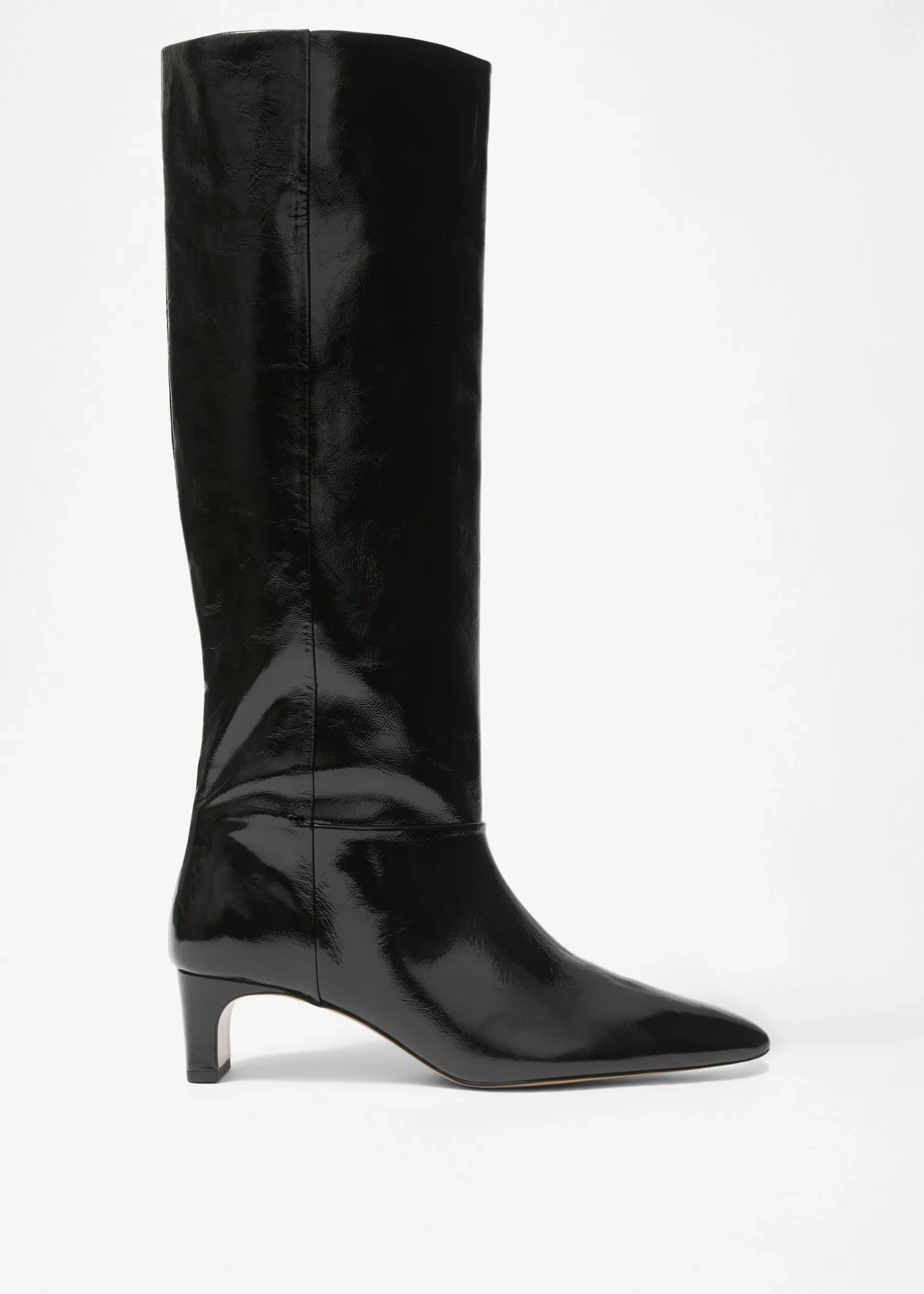 & Other Stories Kniehohe Stiefel mit spitzer Zehenpartie