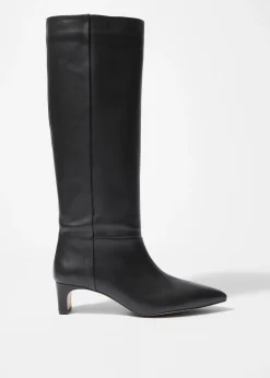 & Other Stories Kniehohe Stiefel mit spitzer Zehenpartie