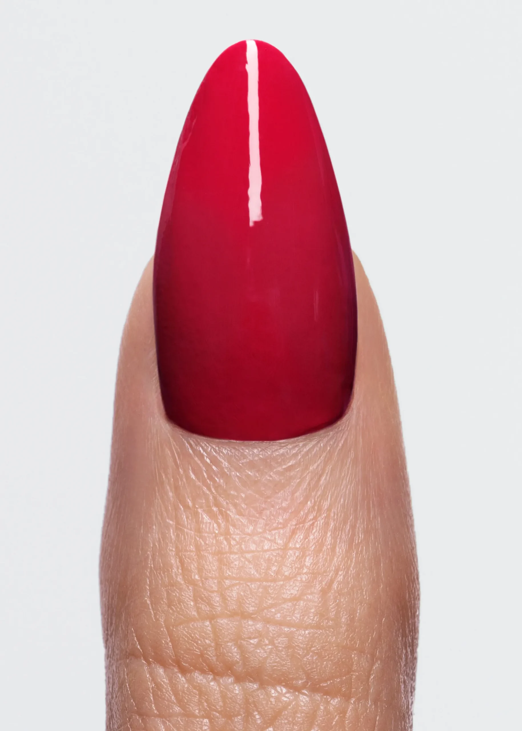 & Other Stories Lava Red Nagellack