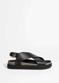 & Other Stories Ledersandalen mit überkreuzten Riemen