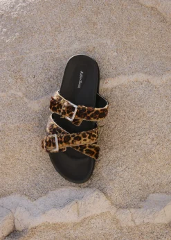 & Other Stories Ledersandalen mit überkreuzten Riemen