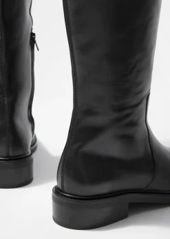 & Other Stories Lederstiefel im Reiterstil