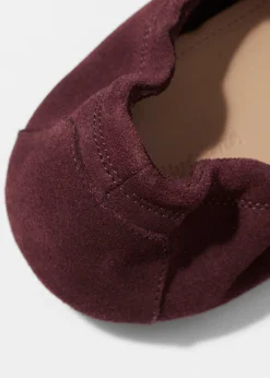 & Other Stories Loafer aus Veloursleder mit Bommel