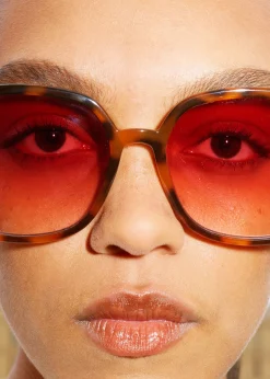 & Other Stories Oversized-Sonnenbrille mit schmalem Rahmen
