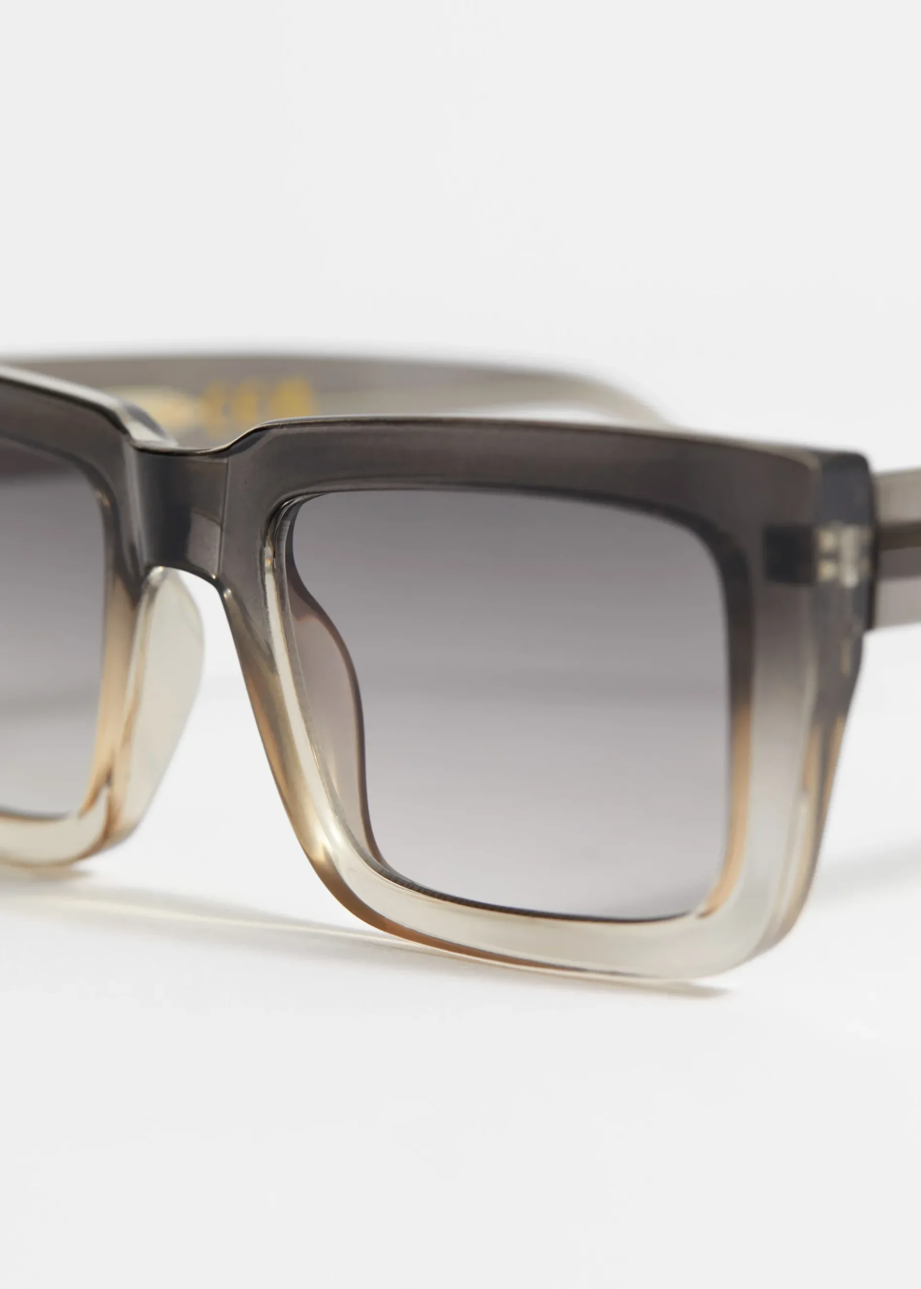 & Other Stories Oversized-Sonnenbrille mit eckigem Rahmen