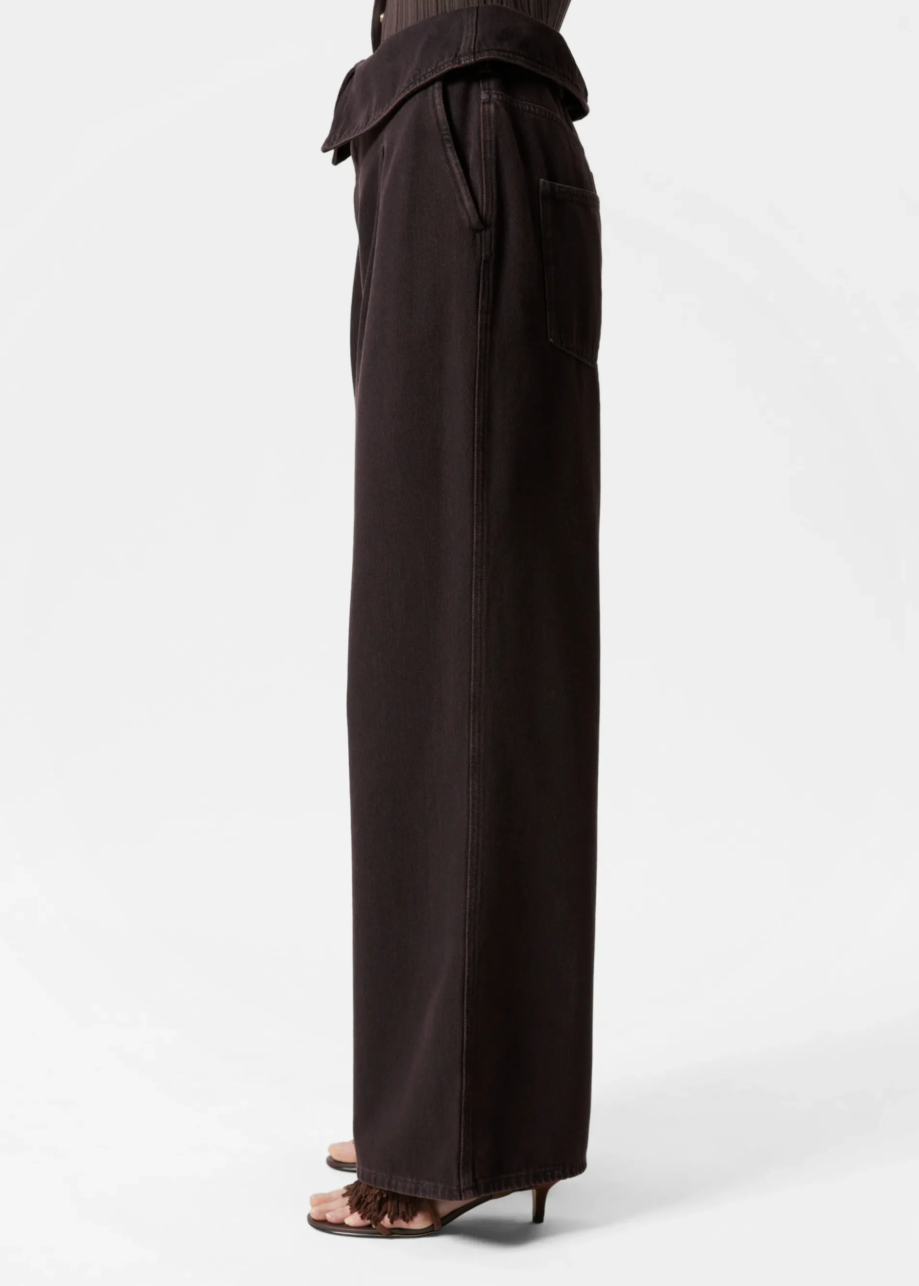 & Other Stories Paperbag-Jeans mit weitem Bein