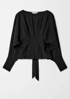 & Other Stories Plissierte Bluse mit U-Boot-Ausschnitt