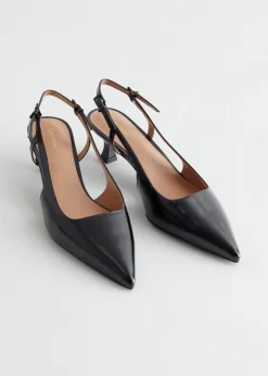 & Other Stories Pumps aus Leder mit Fersenriemen