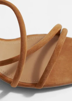 & Other Stories Riemchensandalen mit Blockabsatz