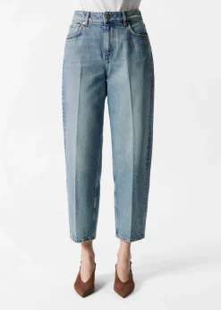 & Other Stories Schmal zulaufende Jeans