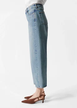 & Other Stories Schmal zulaufende Jeans