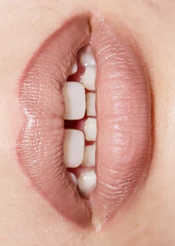 & Other Stories Lippenkonturenstift