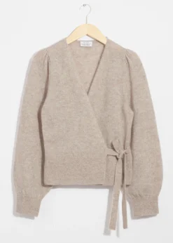 & Other Stories Strickjacke aus Mohair-Mix in Wickeloptik