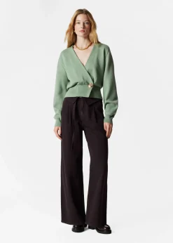 & Other Stories Taillierte Strickjacke in Wickeloptik