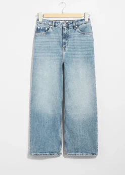 & Other Stories Verkürzte Jeans mit weitem Bein