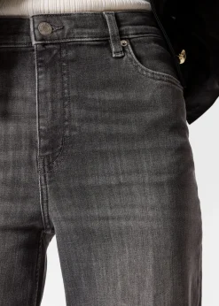 & Other Stories Weite Jeans mit Bügelfalten