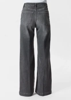 & Other Stories Weite Jeans mit Bügelfalten